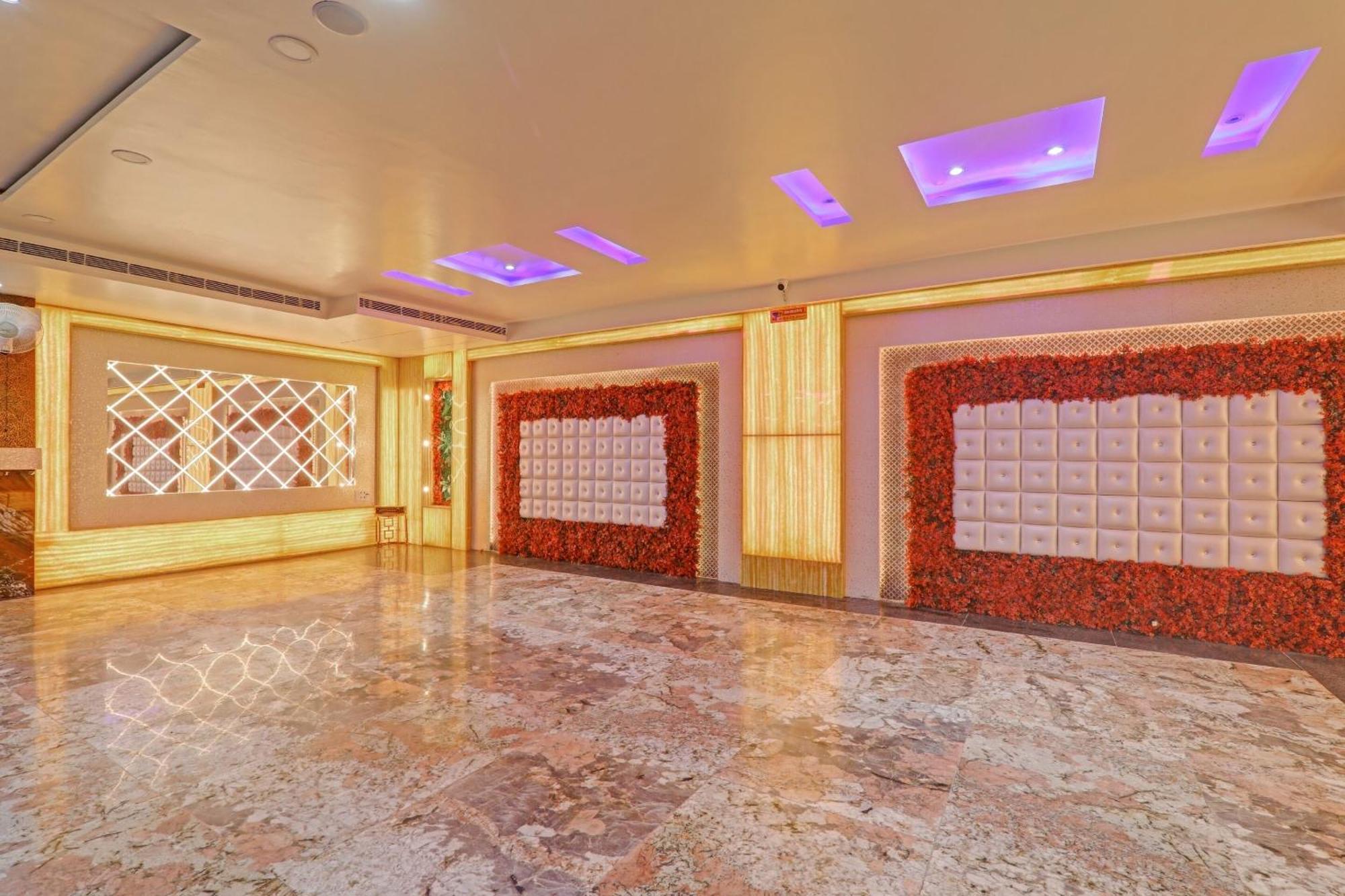 Townhouse P.S.Palace Near Amausi Metro Station Lucknow Dış mekan fotoğraf