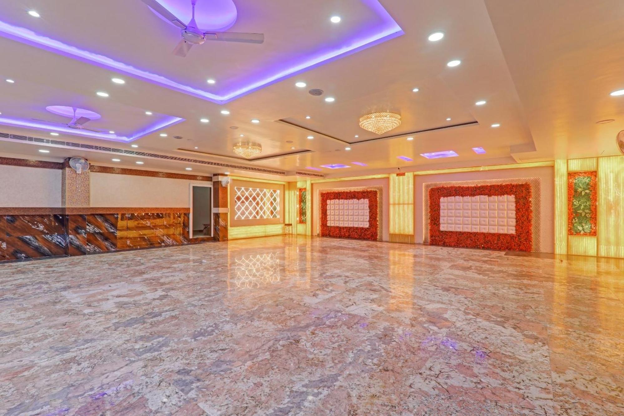 Townhouse P.S.Palace Near Amausi Metro Station Lucknow Dış mekan fotoğraf